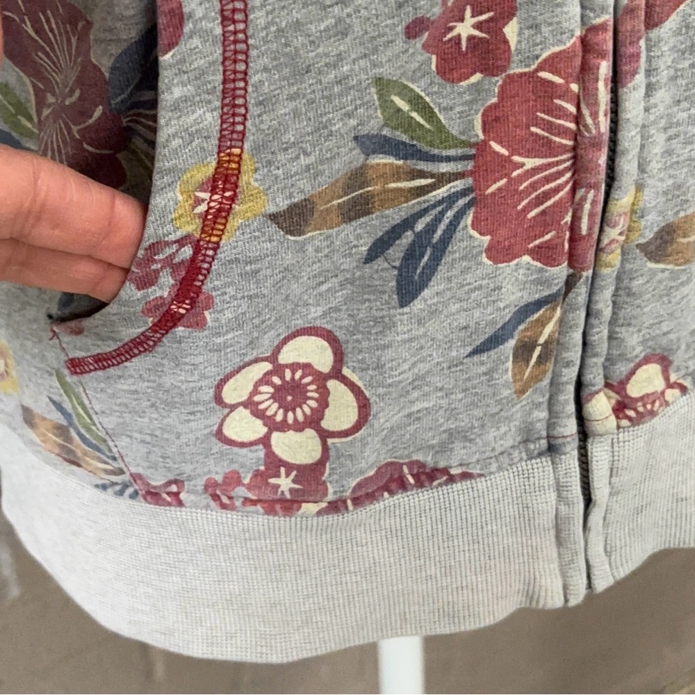 Lucky Brand Vintage Floral Print Women's Hoodie - Picture 5 of 10